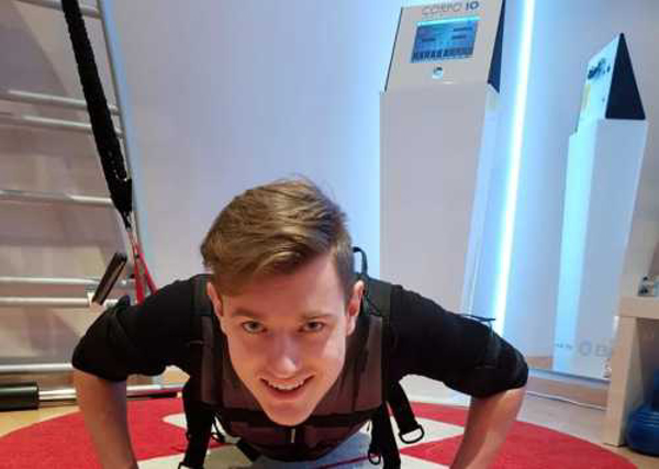Corpo10.com en su fase de lanzamiento internacional le regala el equipo inalambrico de electrofitness , totamente gratis para tres personas ampliable a diez Visita: