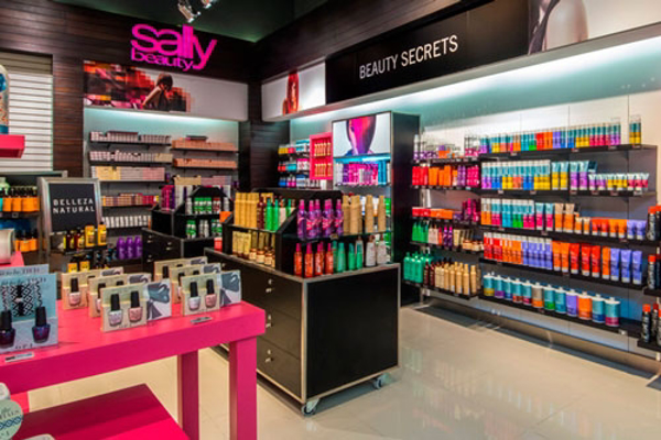 Sally Beauty inaugura su franquicia número 16 en Perú